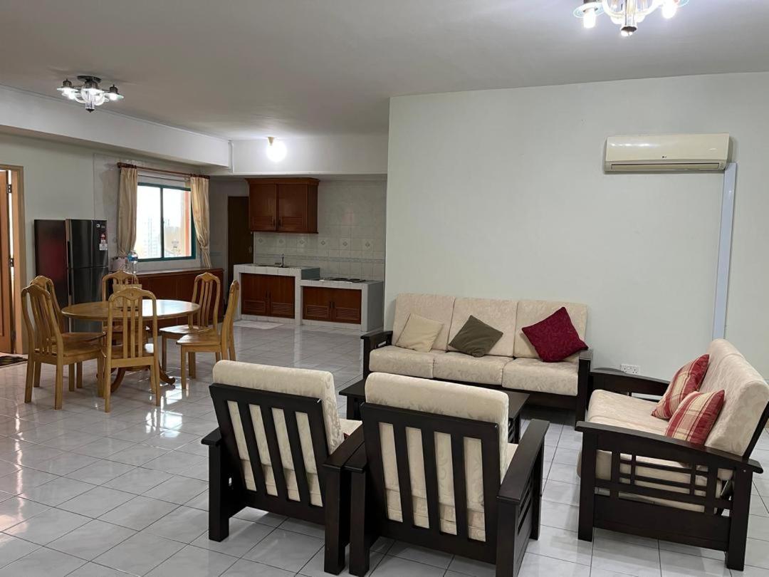 My Daily Homestay - Miri Times Square Room photo